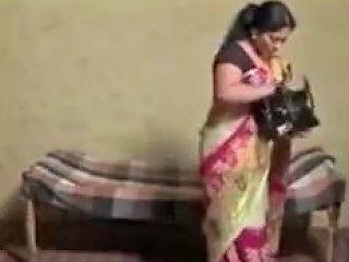 TXxx - Tamil Girl Seducing Hot Txxx Com