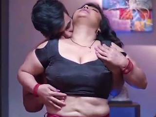 XOZilla - Indian Chubby Mom Amazing Amateur Porn Video